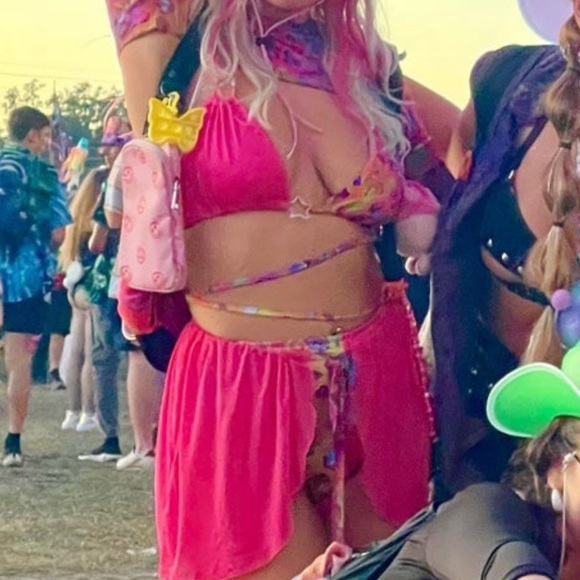 Rave Set - Picture 2 of 2